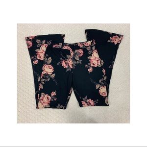 Floral bootcut fitting pants